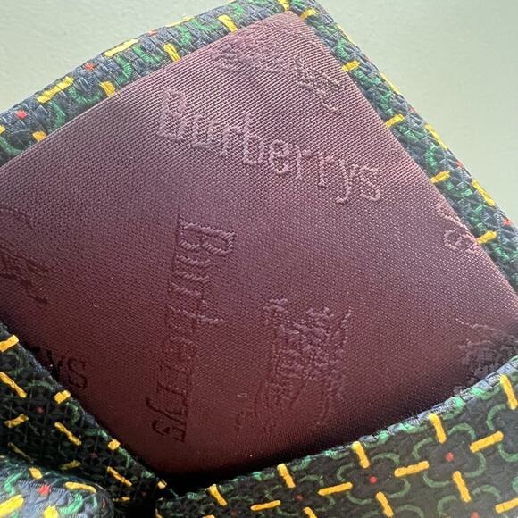 Vintage Burberrys Of London Necktie Men's Designer 100% Pure Silk Geometric - Picture 8 of 10